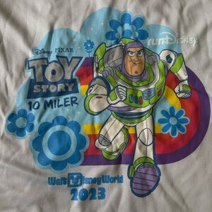 rundisney *TOY STORY*  Springtime Surprise t-shirt size S